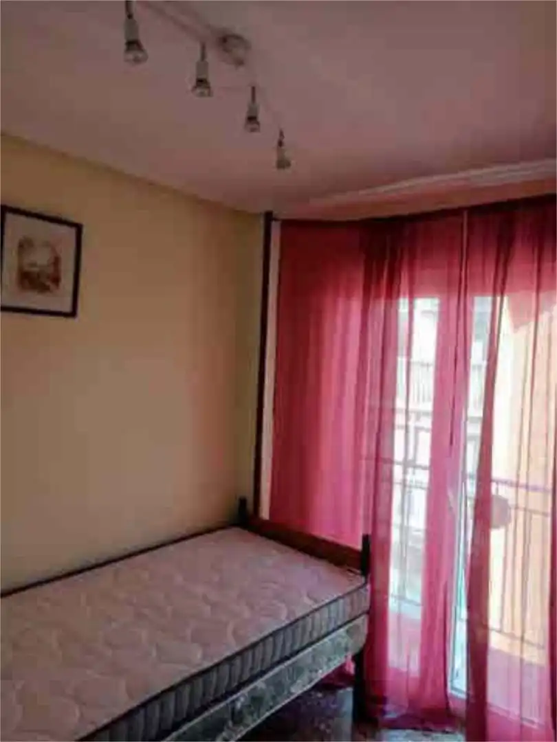 Flat for sale in La Paz Bedroom of Flat for sale in Zaragoza with Terrace, Storage room and Furnished