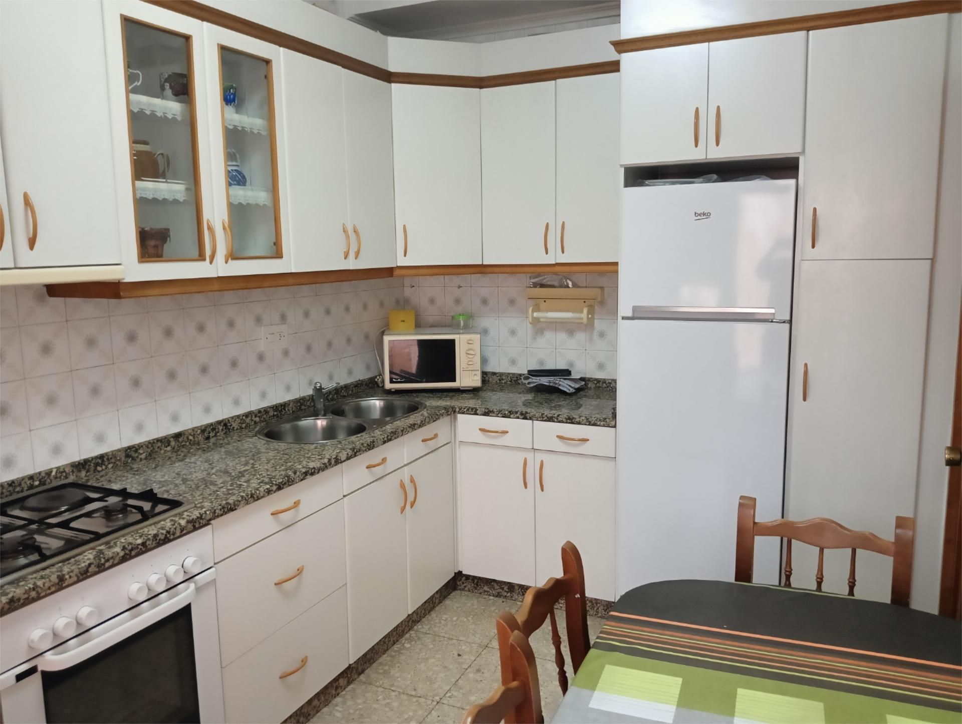 Küche von Wohnung zur Miete in Celanova mit Heizung, Parkett und Terrasse