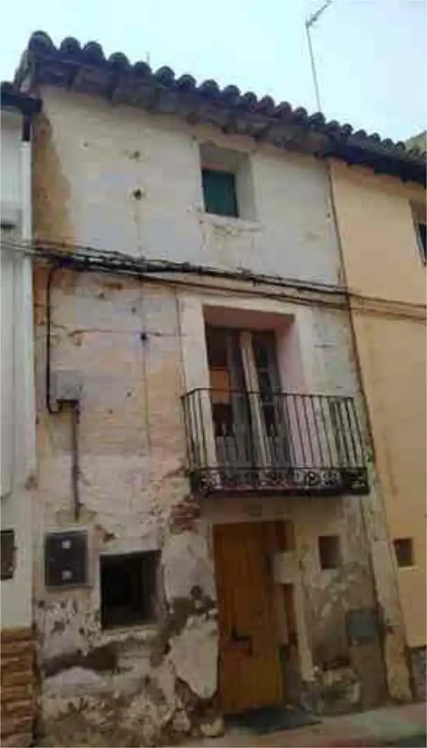 Exterior view of Houses for sale in Aguarón