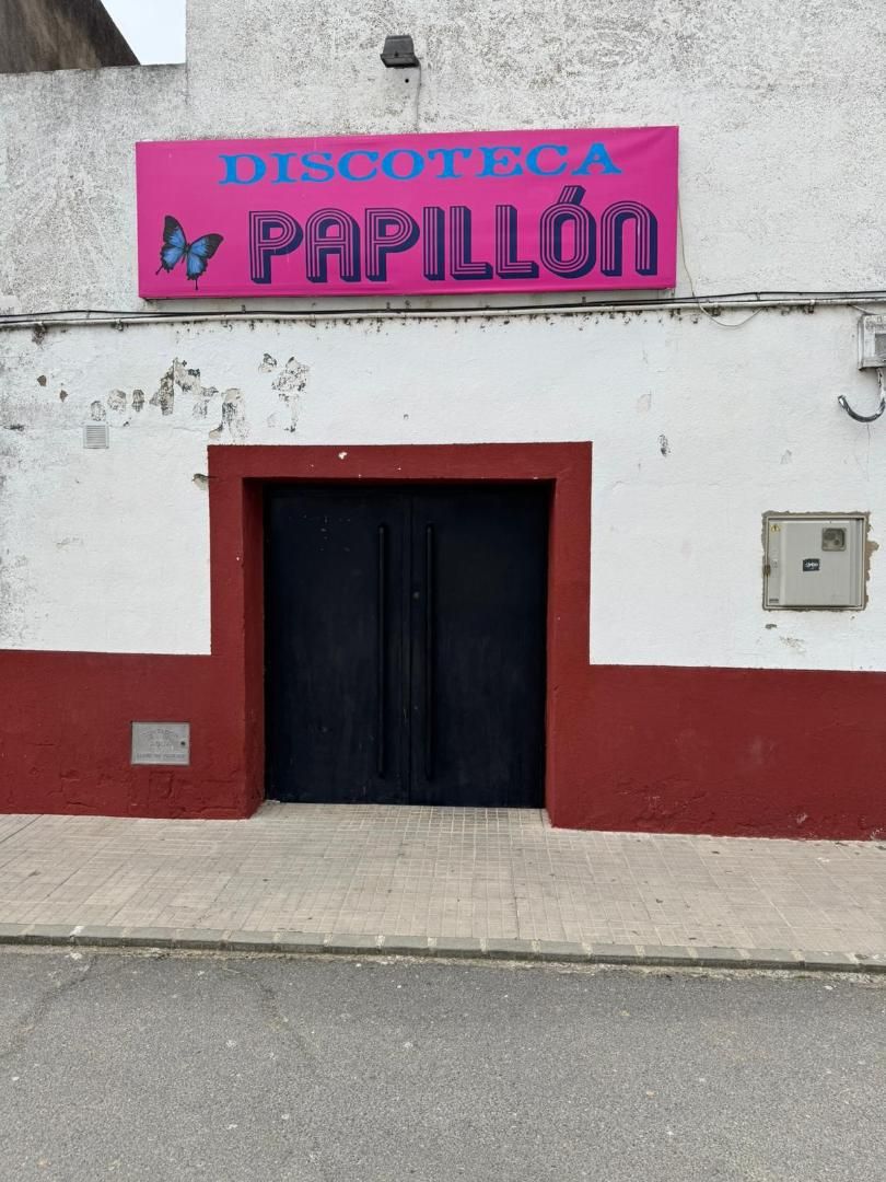 Flat for sale in Travesía Escuelas, 2, Riolobos Exterior view of Flat for sale in Riolobos with Air Conditioner, Heating and Furnished