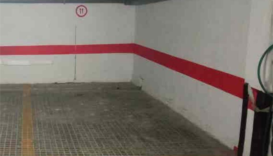 Garaje de alquiler en Las Canteras, Puerto Real - imagen 1 Foto 1 de Garaje de alquiler en Las Canteras, Puerto Real