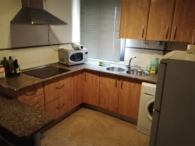 Piso en Alquiler en Calle Andalucía, 34 en Los Castillejos - La Trinidad