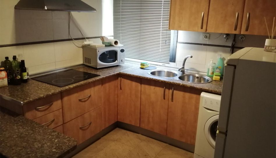 Piso de alquiler en Calle Andalucía, 34, Los Castillejos - La Trinidad, Málaga Capital - imagen 1 Foto 1 de Piso de alquiler en Calle Andalucía, 34, Los Castillejos - La Trinidad, Málaga Capital