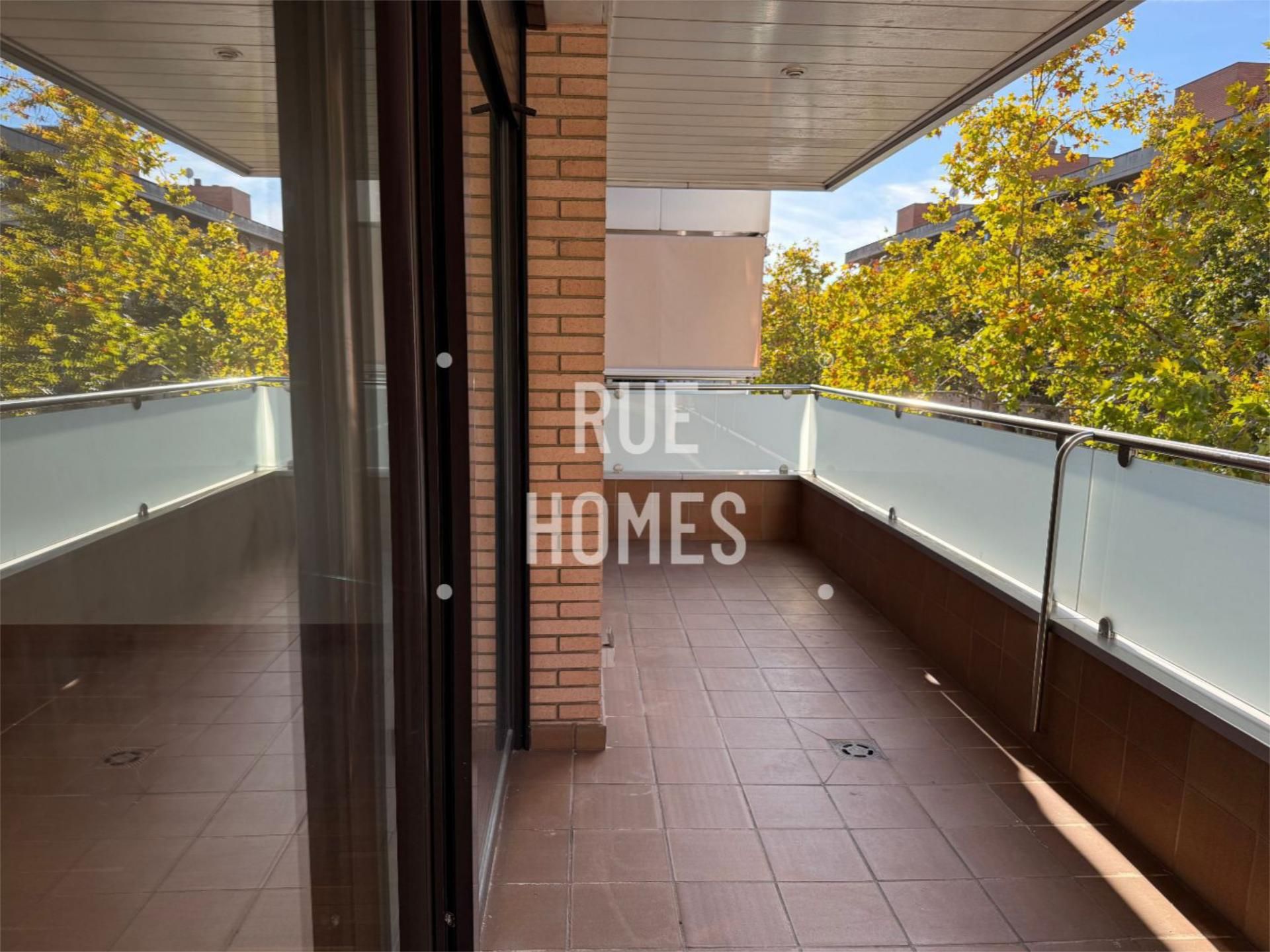 Terrasse von Wohnung zum Verkauf in Sabadell mit Klimaanlage und Terrasse