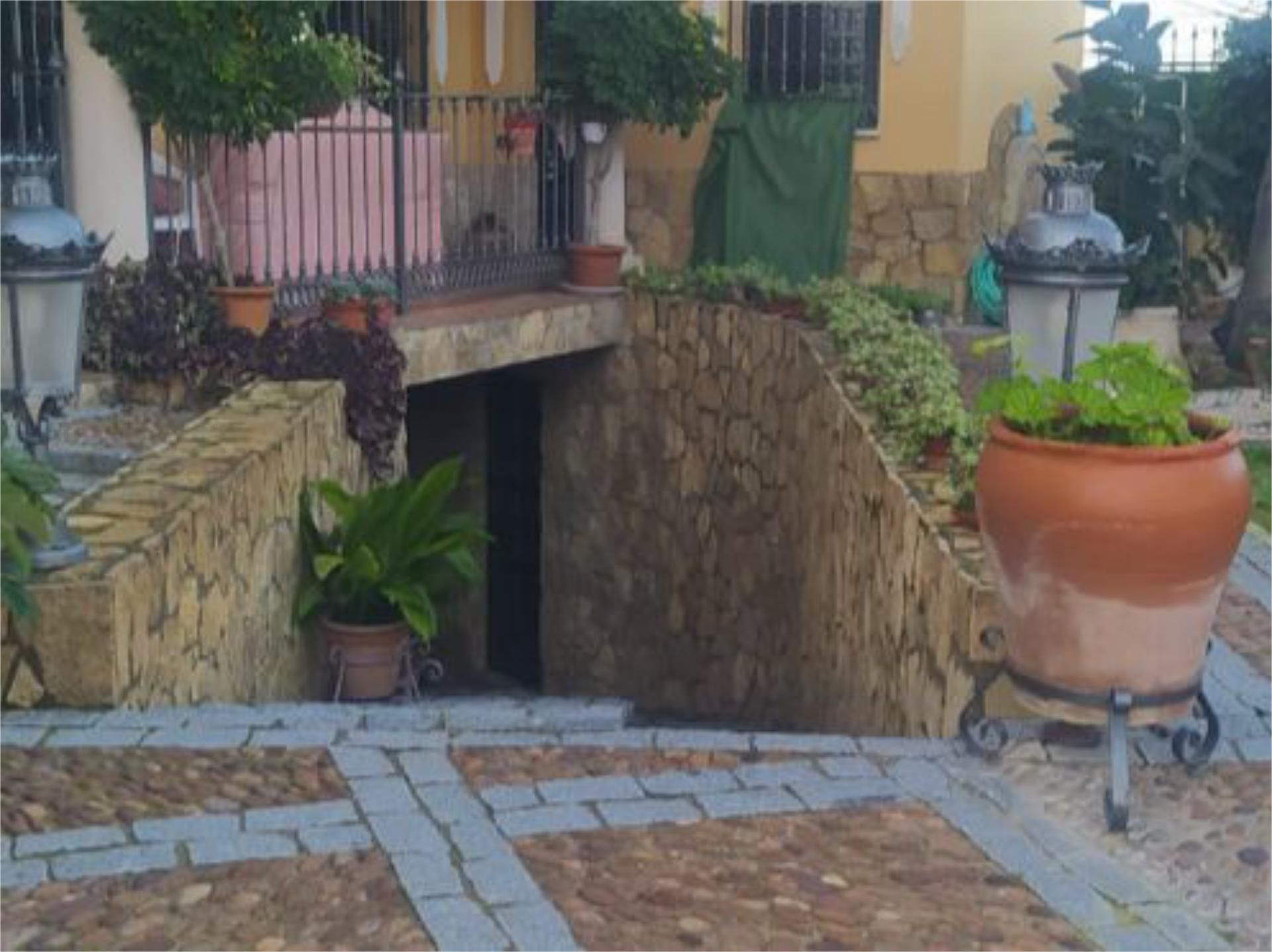 Vista exterior de Piso en venta en  Córdoba Capital con Aire acondicionado, Calefacción y Jardín privado