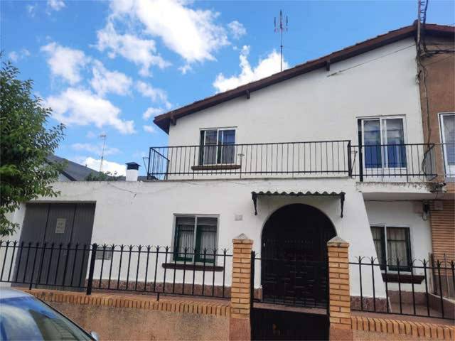 Casa-chalet en Venta en Corella