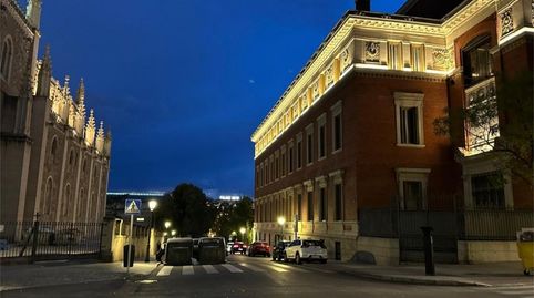 Piso de alquiler en Calle de la Academia, 8, Jerónimos, Madrid Capital - imagen 2 Foto 2 de Piso de alquiler en Calle de la Academia, 8, Jerónimos, Madrid Capital