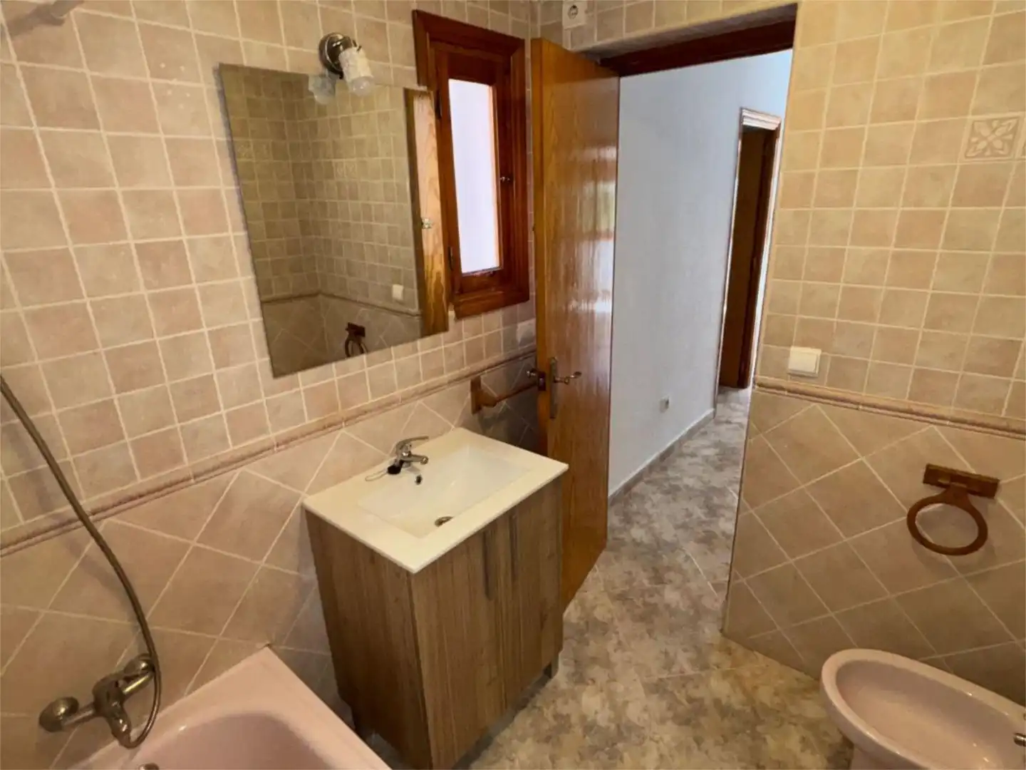 Pis en venda a Carrer del Salabre, 11, Cabo de las Huertas Bany de Pis en venda en Alicante / Alacant amb Aire condicionat, Jardí privat i Terrassa