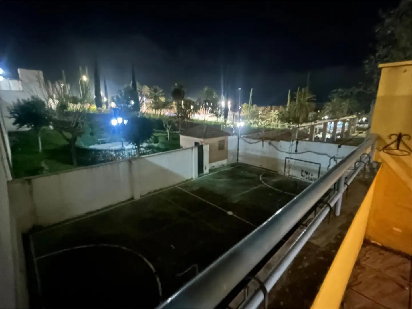 Vista exterior de Pis de lloguer en  Jaén Capital amb Aire condicionat i Terrassa