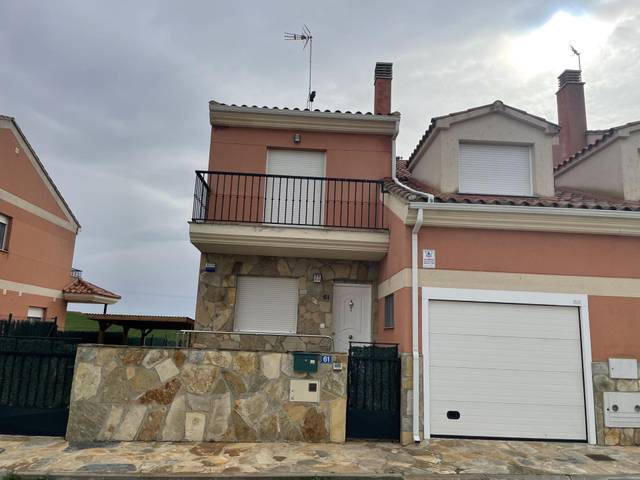 Casa-chalet en Venta en Calle el Corpus, 61 en Arapiles