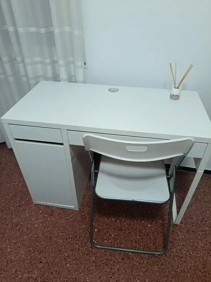 Zimmer in Avinguda de Josep Tarradellas, 56, Torrent d'en Pere Parres Wohnung zur untervermieten in Terrassa mit Heizung, Möbliert und Ofen