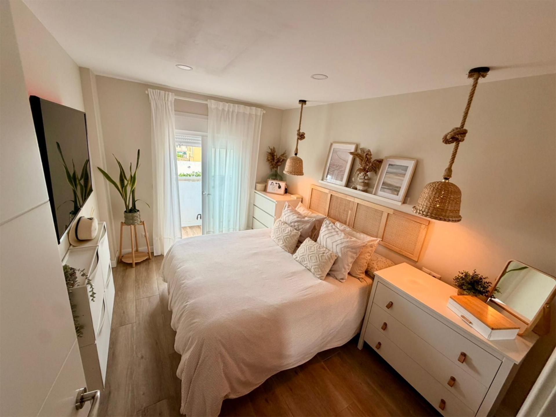 Bedroom of Flat for sale in  Palma de Mallorca  with Air Conditioner and Balcony