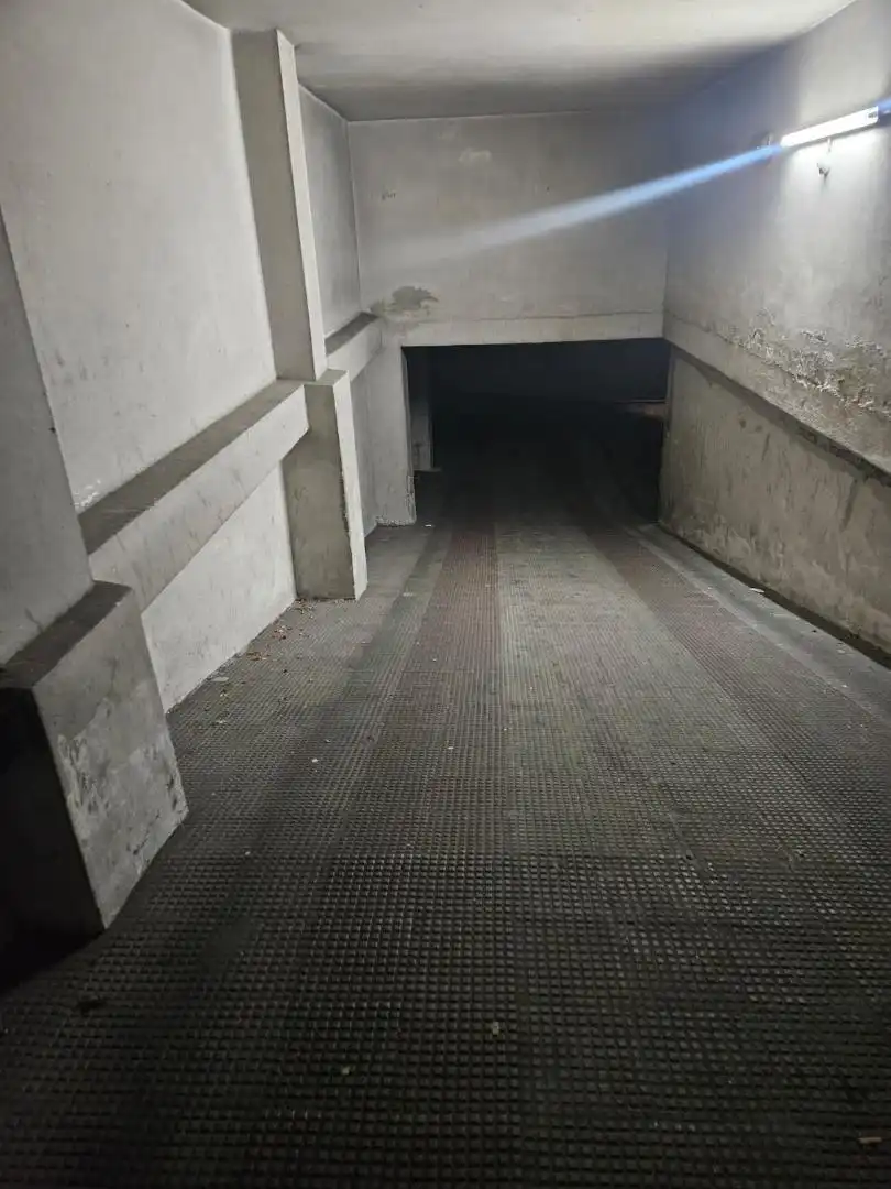 Parking of Garage for rent in Vigo 