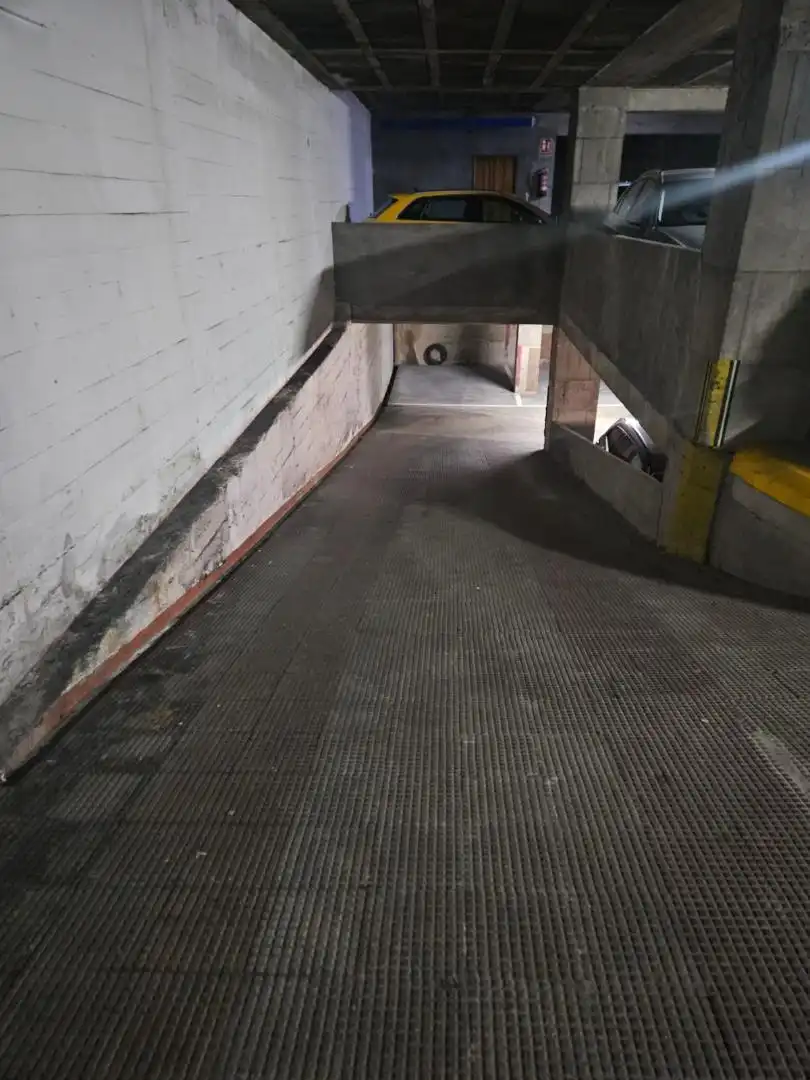 Garage for rent in Vigo 