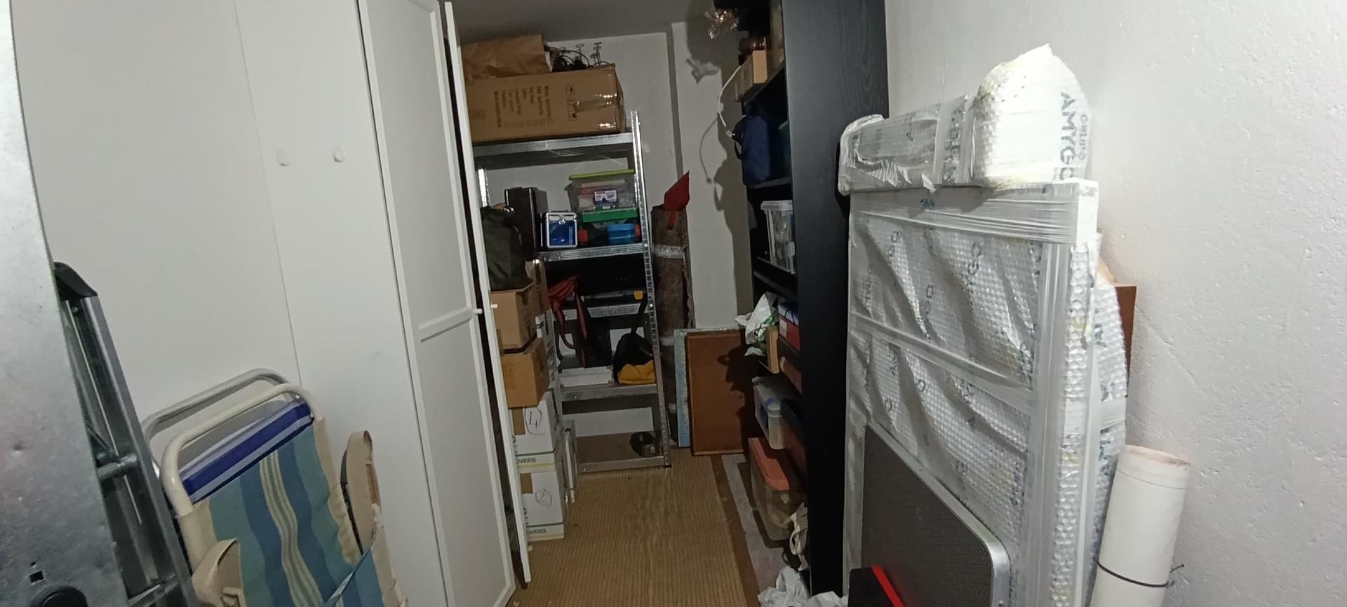 Box room for sale in Pontevedra Capital 