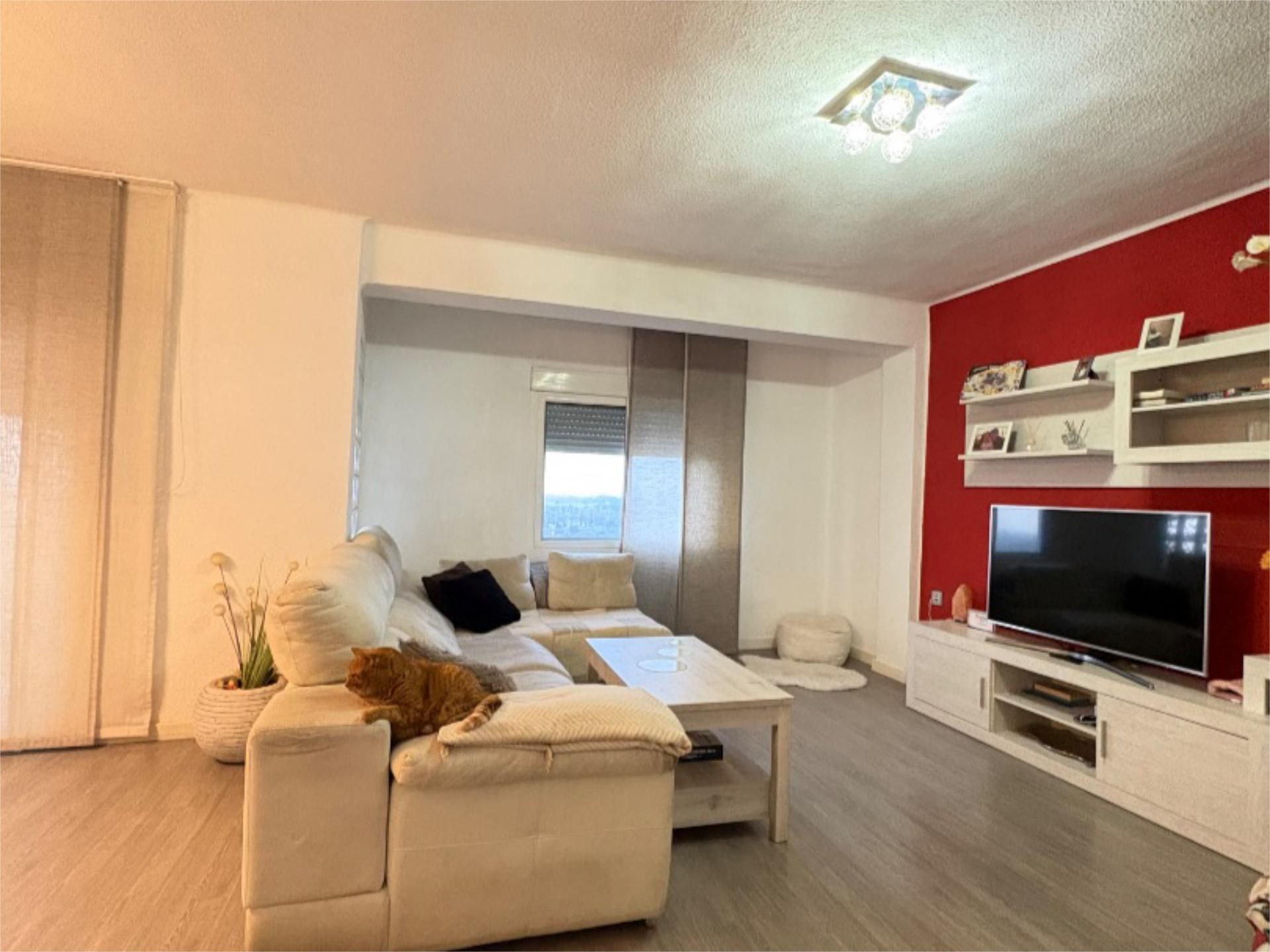 Wohnzimmer von Wohnung zum Verkauf in Sagunto / Sagunt mit Klimaanlage und Balkon