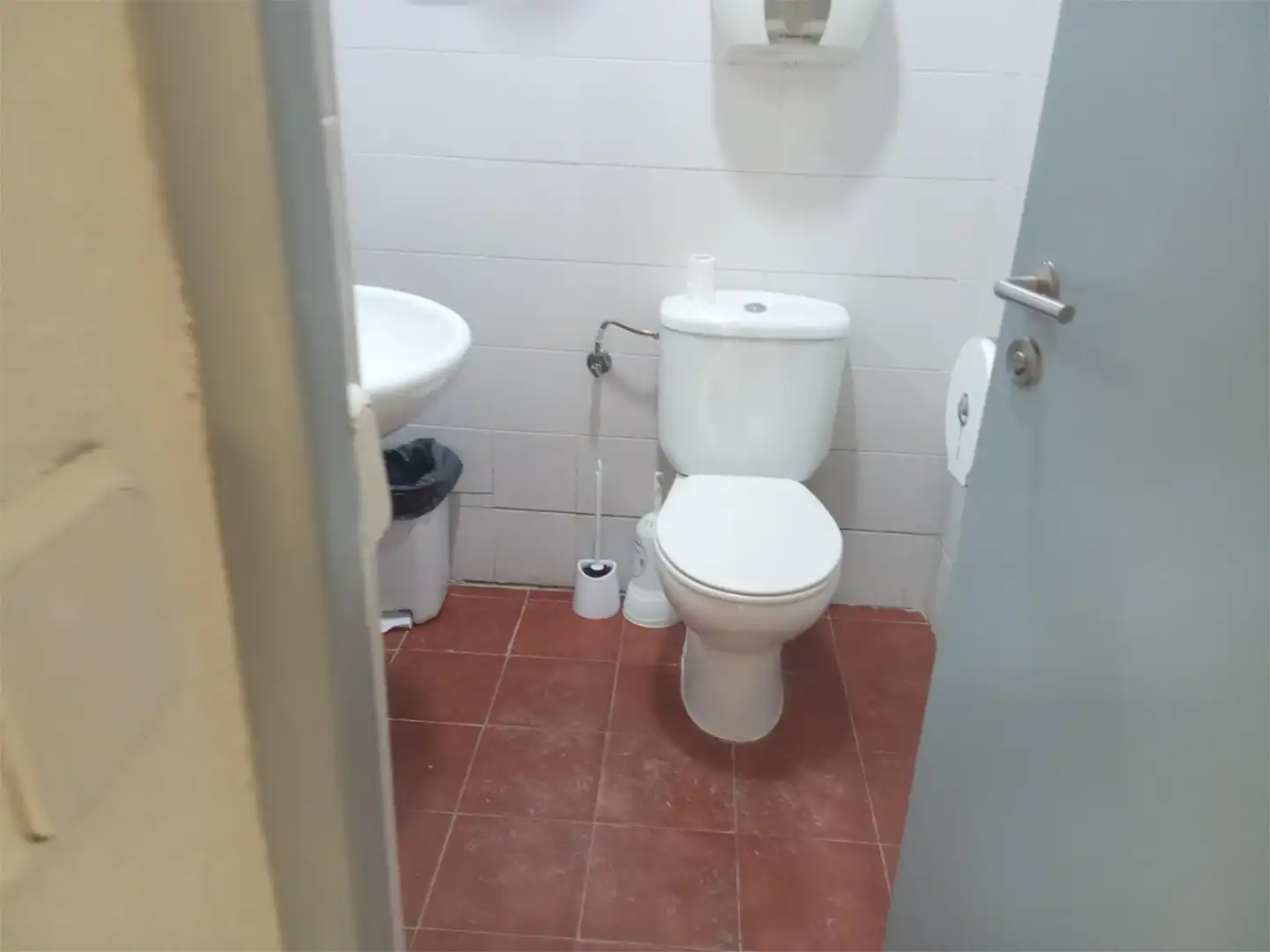 Baño de Oficina de alquiler en Madrid