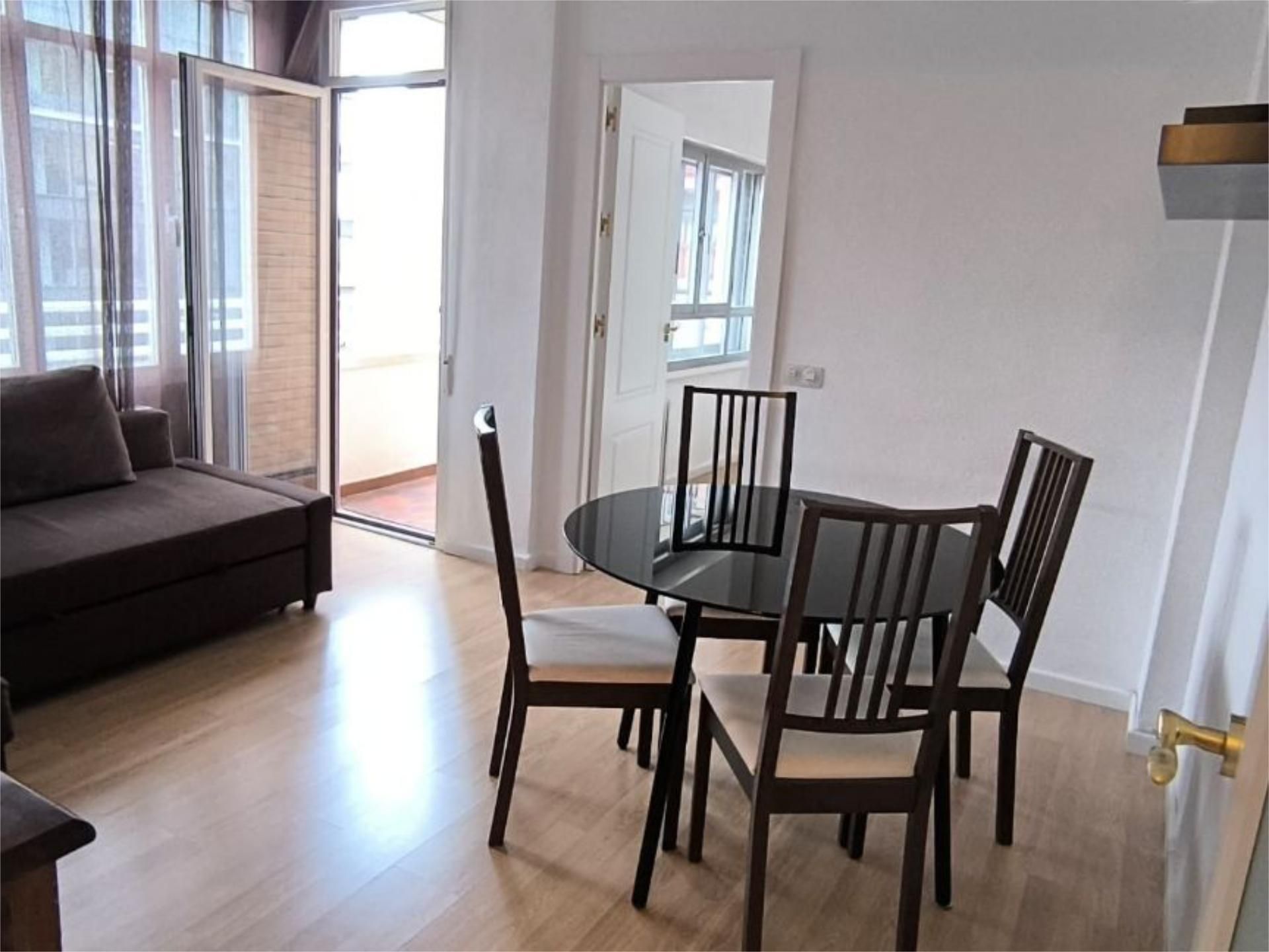 Menjador de Pis en venda en  Madrid Capital amb Aire condicionat i Terrassa