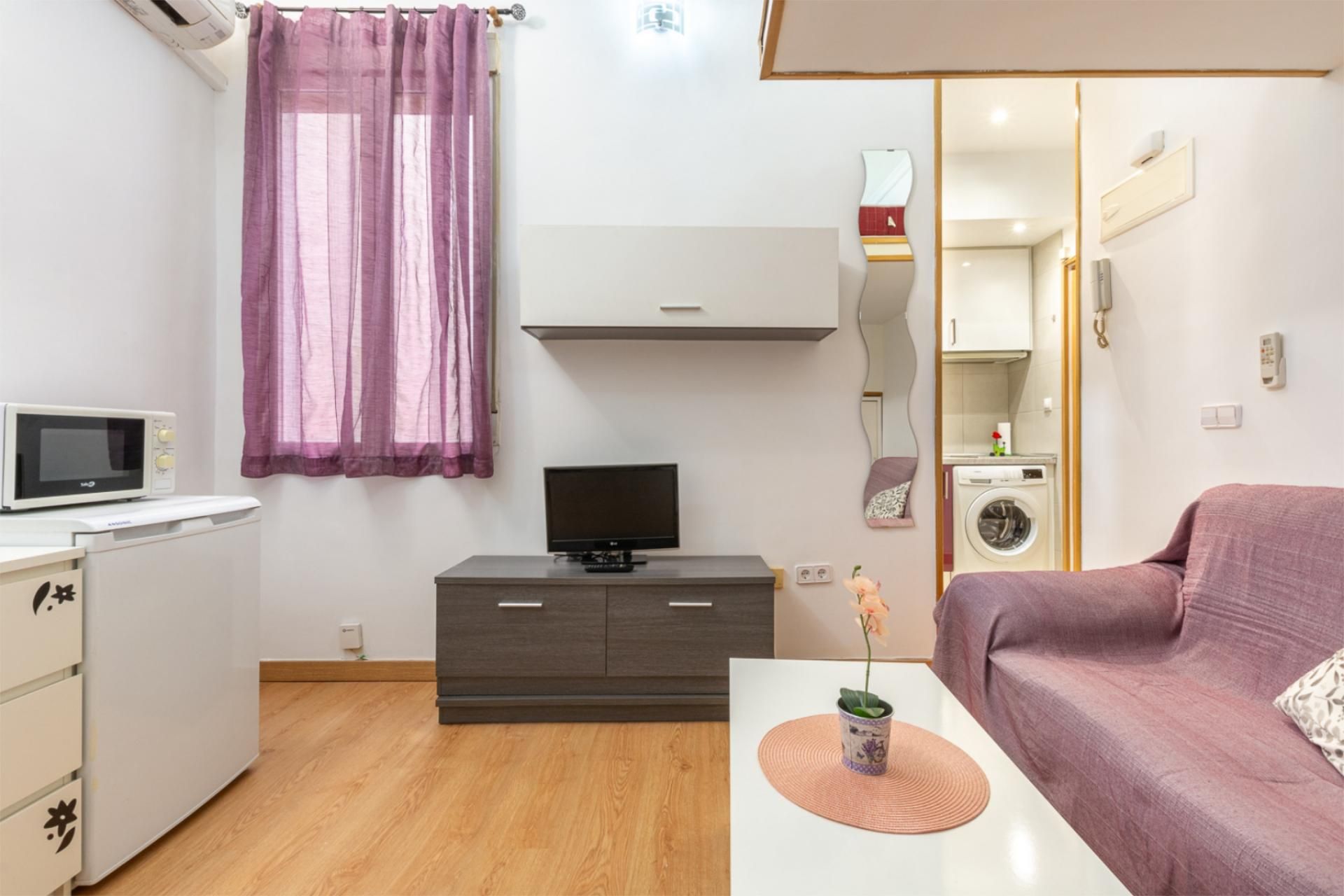 Dormitori de Estudi de lloguer en  Madrid Capital amb Aire condicionat, Calefacció i Parquet