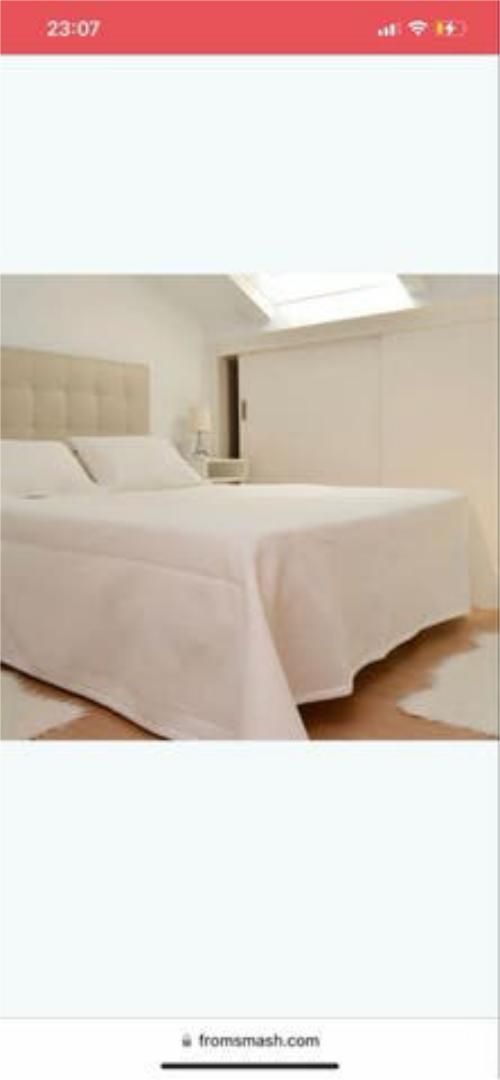 Dormitori de Pis de lloguer en Noia amb Calefacció i Moblat