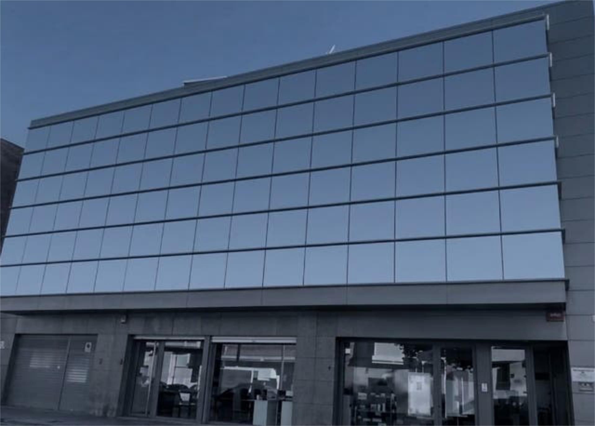 Vista exterior de Oficina de alquiler en Alzira con Aire acondicionado