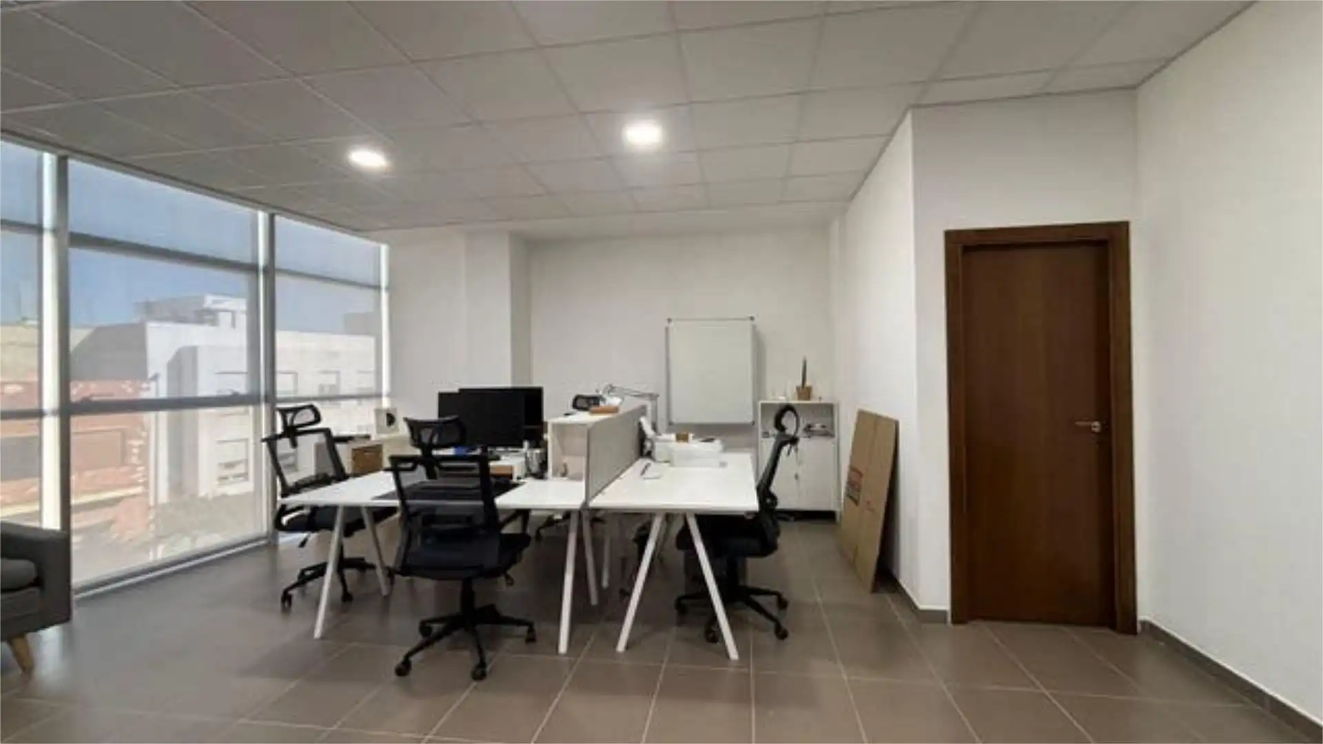 Oficina de alquiler en Urbanitzacions i Pedanies Sud Oficina de alquiler en Alzira con Aire acondicionado