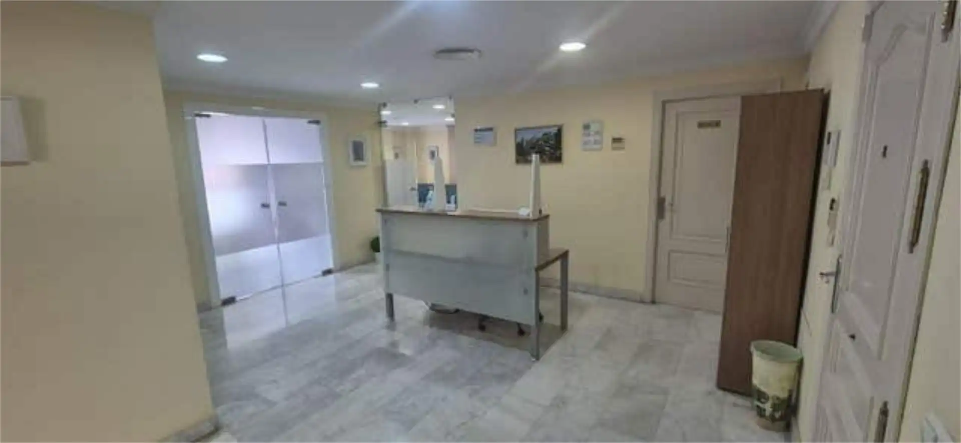 Oficina de alquiler en Huerta Belón - Calvario Oficina de alquiler en Marbella con Aire acondicionado