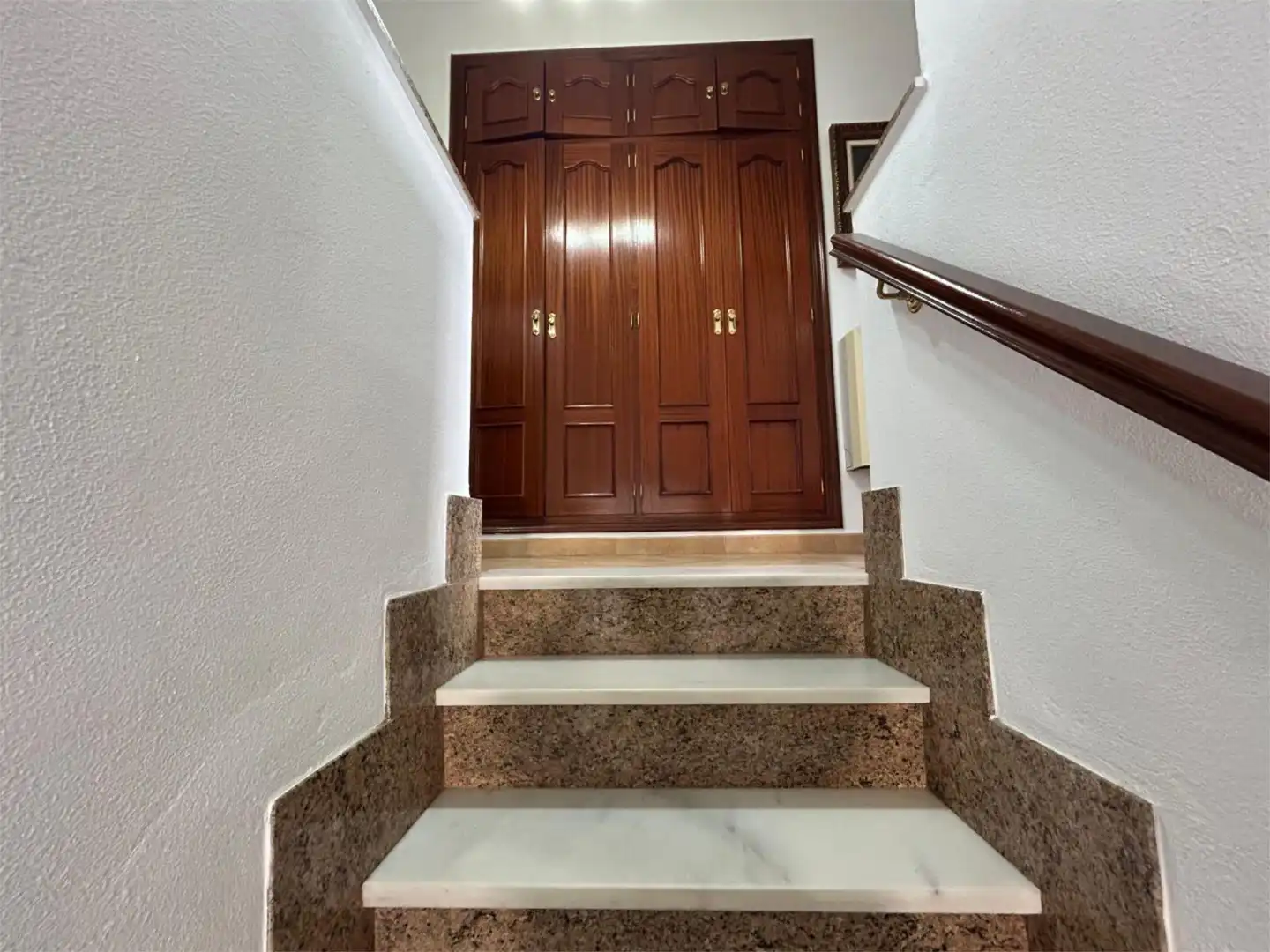 Houses for sale in Calle Seroncillo, 24, La Laguna Houses for sale in Chipiona with Air Conditioner, Terrace and Balcony
