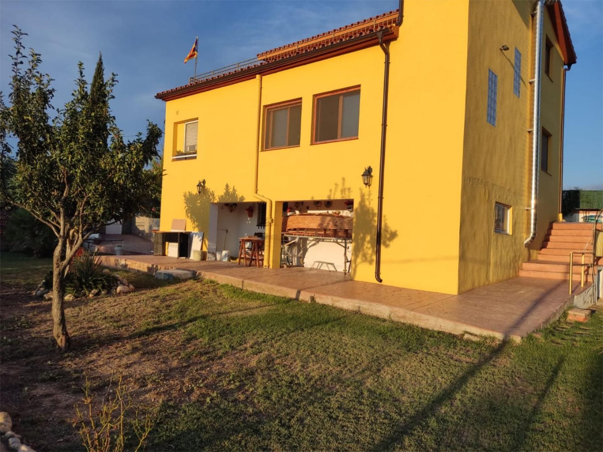 Vista exterior de Finca rústica en venta en Font-rubí con Terraza