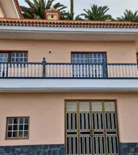 Casa o chalet en venta en El Tanque, Santa Cruz de Tenerife - imagen 2 Foto 2 de Casa o chalet en venta en El Tanque, Santa Cruz de Tenerife