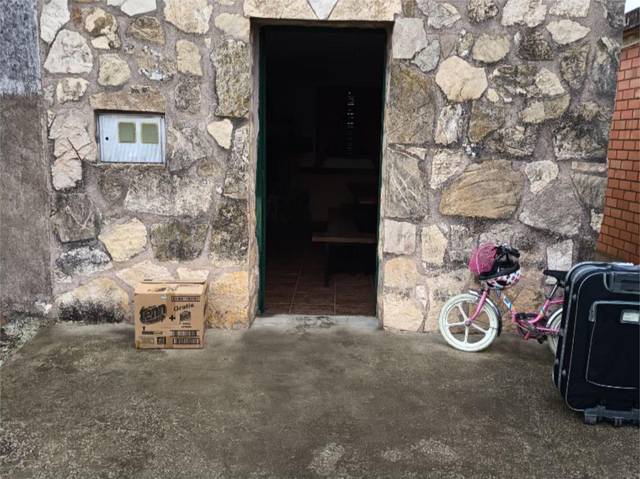 Piso en Venta en Calle Santa Ana, 5 en Presencio