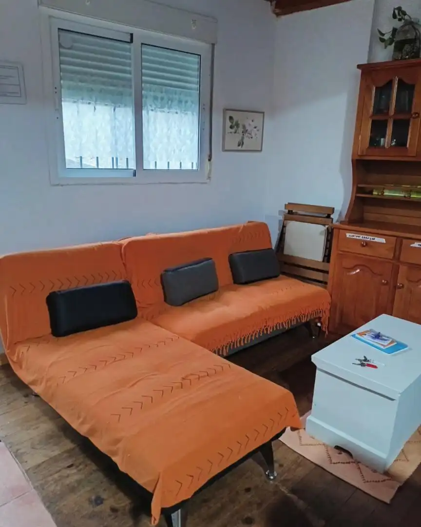 Planta baja en venta en Plaza de Hortensio Sobrino, 36, Castrelo de Miño Sala de estar de Planta baja en venta en Castrelo de Miño con Aire acondicionado, Calefacción y Jardín privado