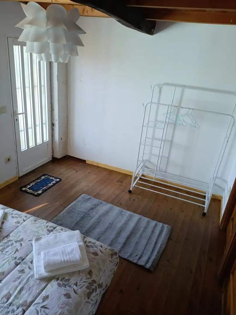 Planta baja en venta en Plaza de Hortensio Sobrino, 36, Castrelo de Miño Habitación de Planta baja en venta en Castrelo de Miño con Aire acondicionado, Calefacción y Jardín privado