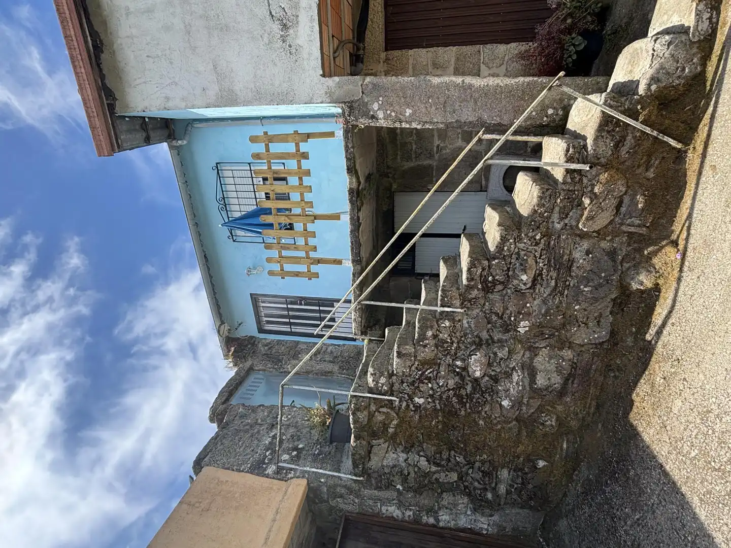 Planta baja en venta en Plaza de Hortensio Sobrino, 36, Castrelo de Miño Vista exterior de Planta baja en venta en Castrelo de Miño con Aire acondicionado, Calefacción y Jardín privado