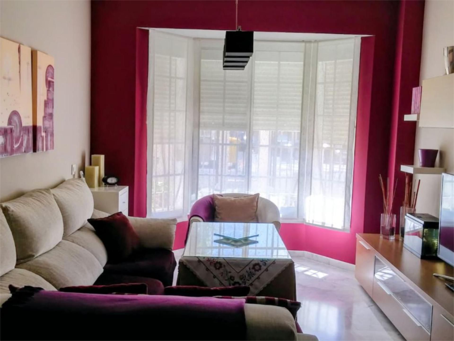 Single-family semi-detached for sale in Calle Granaína, 71, Gerena Living room of Single-family semi-detached for sale in Gerena with Air Conditioner, Heating and Parquet flooring