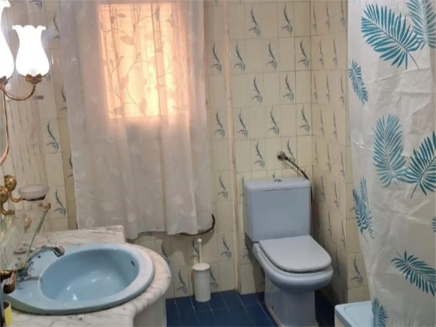 Flat for sale in Calle del General Aznar, 57, Totana Bathroom of Flat for sale in Totana with Air Conditioner, Terrace and Storage room