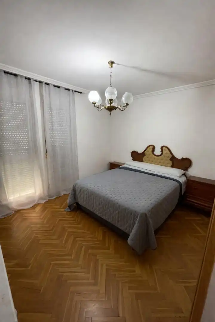 Casa o xalet en venda a Calle Doctor González Ralero, 22, Hospital - Nuevo Centro de Talavera de la Reina Dormitori de Casa o xalet en venda en Talavera de la Reina amb Aire condicionat, Terrassa i Balcó