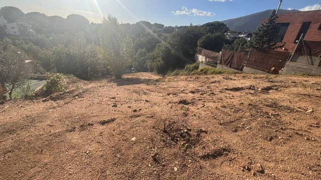 Terreno en Venta en Urbanización Junior Park, 172 en Riells i Viabrea