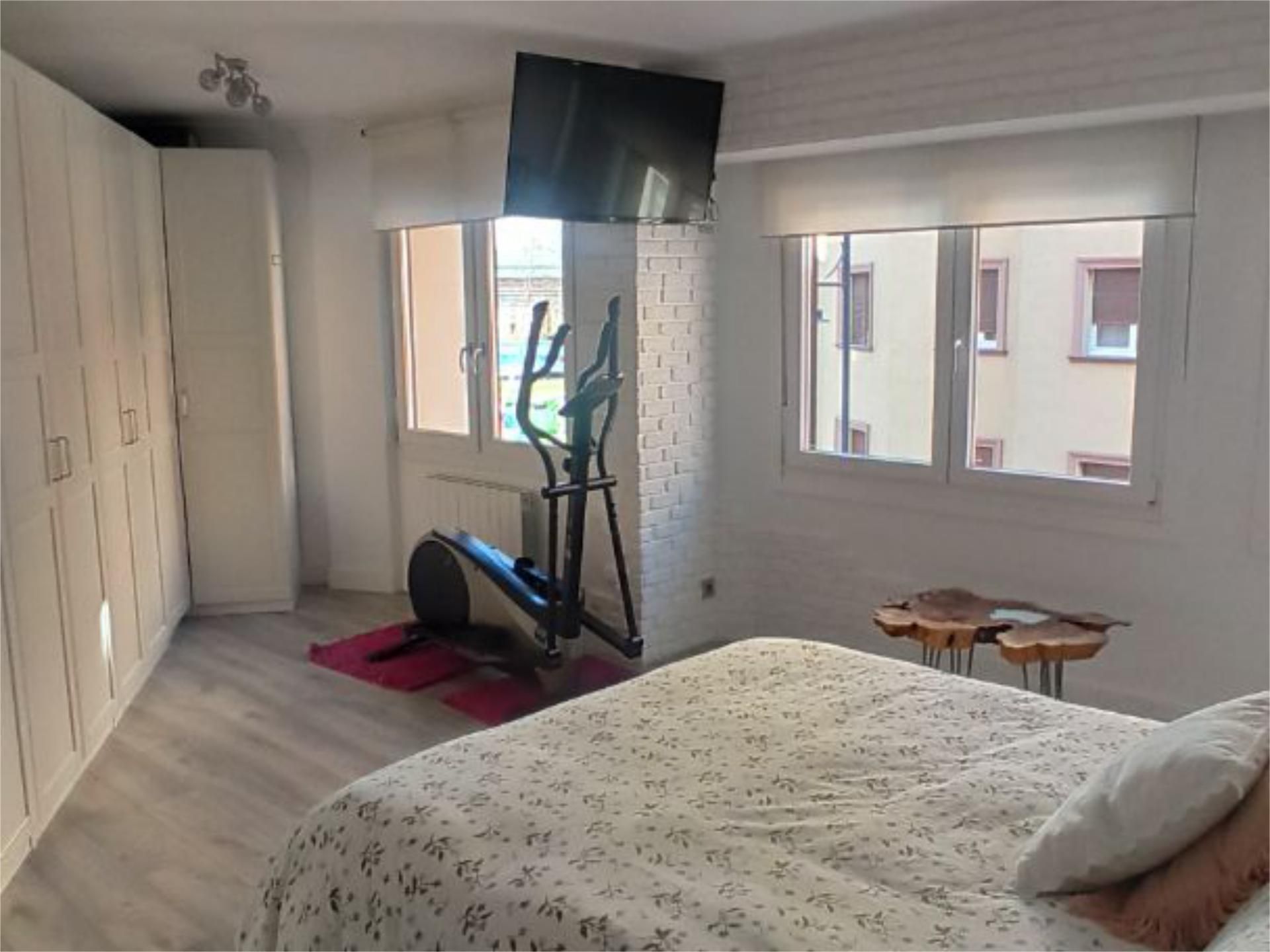 Schlafzimmer von Wohnung zum Verkauf in Barakaldo 