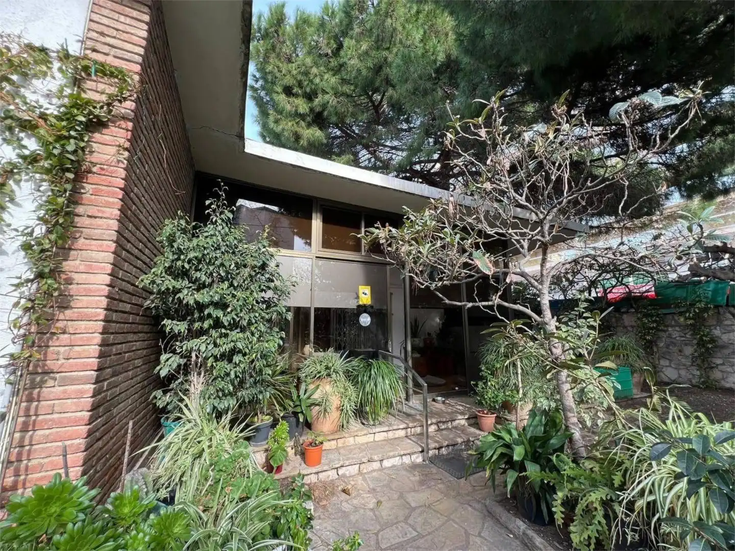 Houses for sale in Carrer d'Osca, Mar i Camp - Platja dels Capellans Exterior view of Houses for sale in Salou with Air Conditioner and Terrace