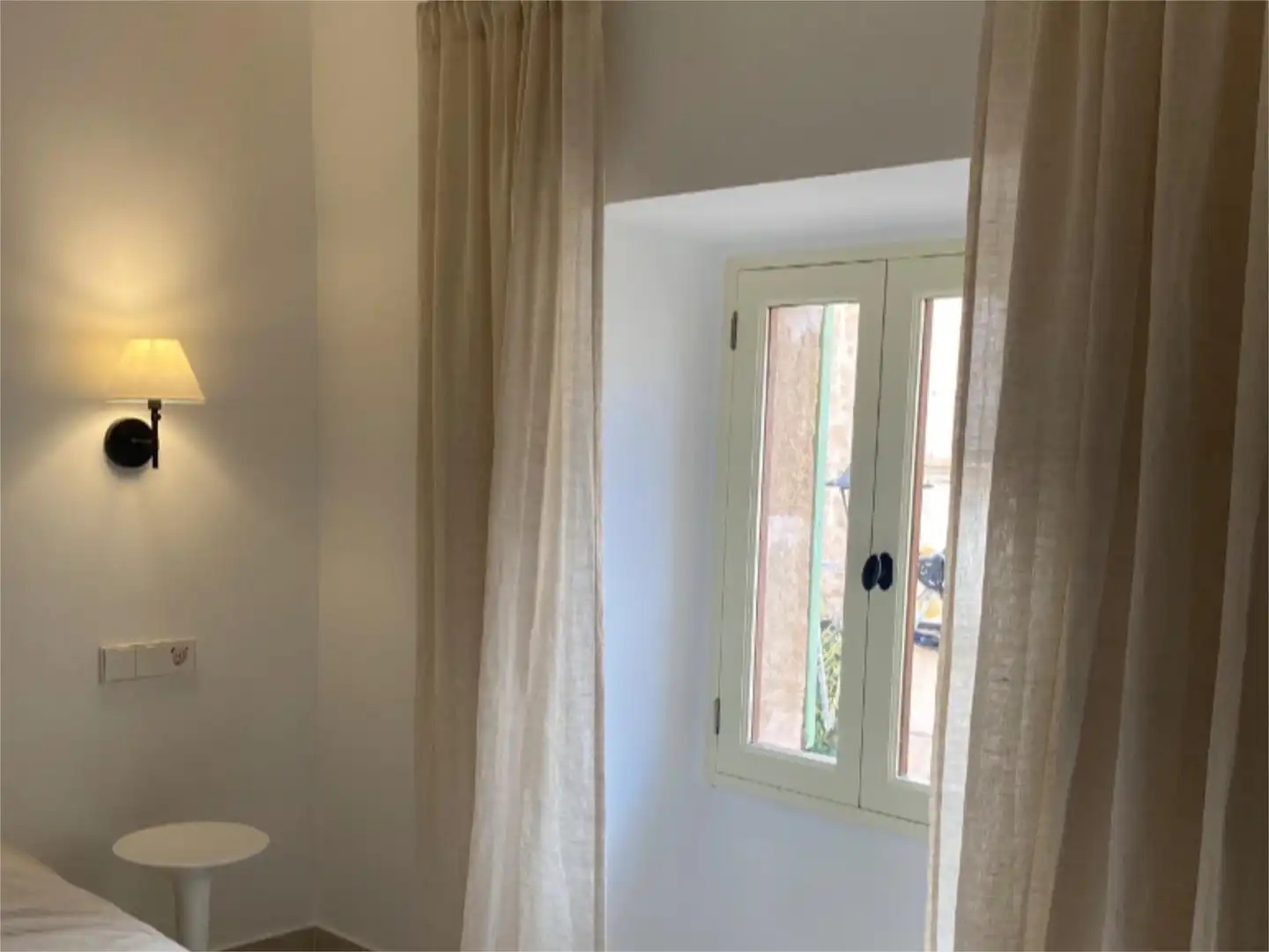 Flat for sale in Ciutat d'Alcúdia Bedroom of Flat for sale in Alcúdia with Air Conditioner and Terrace