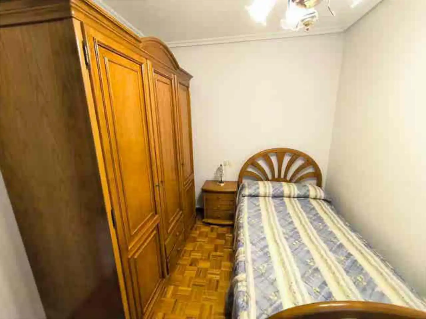 Bedroom of Flat for rent in O Carballiño  