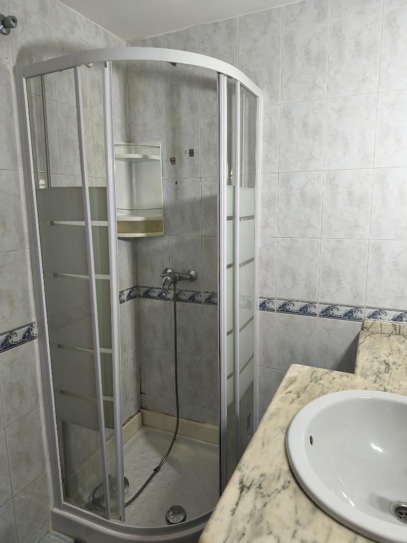 Baño de Piso en venta en Cáceres Capital con Trastero, Parking comunitario y Balcón