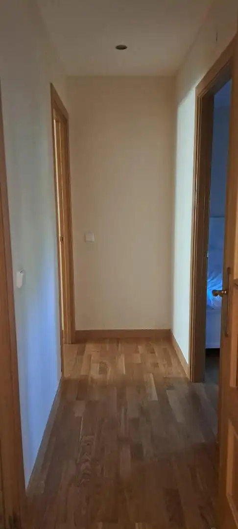 Piso en venta en Calle de Navacerrada, 2, Cerceda Habitación de Piso en venta en El Boalo - Cerceda – Mataelpino con Calefacción, Jardín privado y Parquet