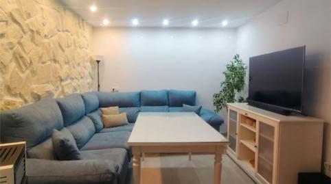 Casa adosada en venta en Avenida de la Paz, 26, Alcalá del Río, Sevilla - imagen 3 Foto 3 de Casa adosada en venta en Avenida de la Paz, 26, Alcalá del Río, Sevilla