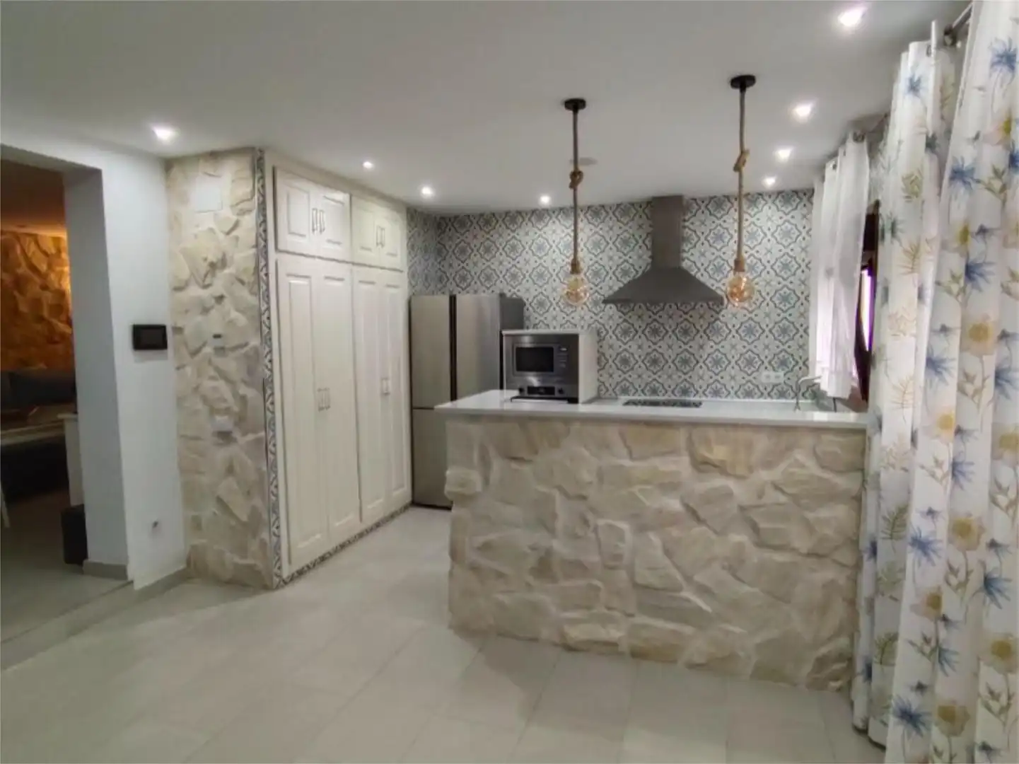 Cocina de Casa adosada en venta en Alcalá del Río con Aire acondicionado y Terraza