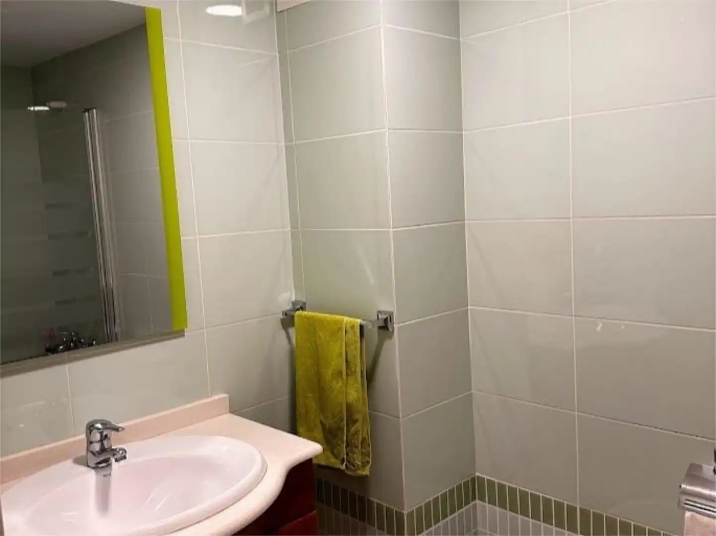 Flat for sale in Carrer de la Constitució, 58, Zona Avenida al Vedat Bathroom of Flat for sale in Torrent with Air Conditioner, Terrace and Balcony
