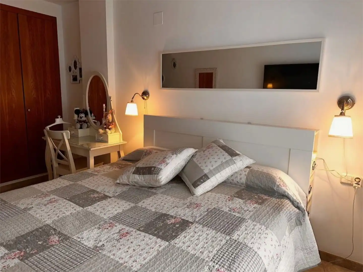 Flat for sale in Carrer de la Constitució, 58, Zona Avenida al Vedat Bedroom of Flat for sale in Torrent with Air Conditioner, Terrace and Balcony