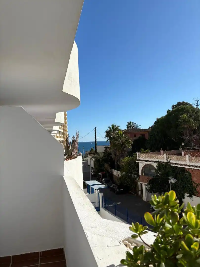Vista exterior de Piso de alquiler en Benalmádena con Aire acondicionado, Calefacción y Terraza
