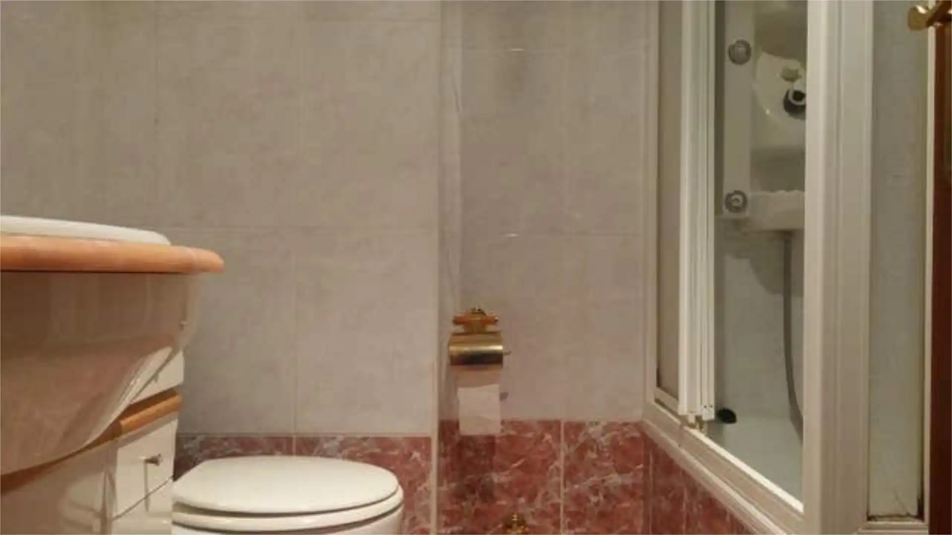 Wohnung zum Verkauf in Santiago - Arana Badezimmer von Wohnung zum Verkauf in Vitoria - Gasteiz mit Heizung, Terrasse und Abstellraum